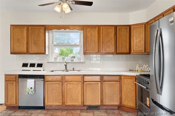 $275,000 | 407 Hemlock Road, Jeffersonville, IN 47130