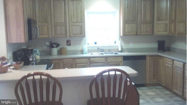 109 Cropp Road Fredericksburg, VA 22406 - Photo 17 of 30 Kitchen