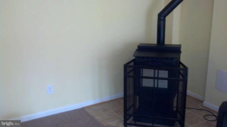 109 Cropp Road Fredericksburg, VA 22406 - Photo 26 of 30 Family Room