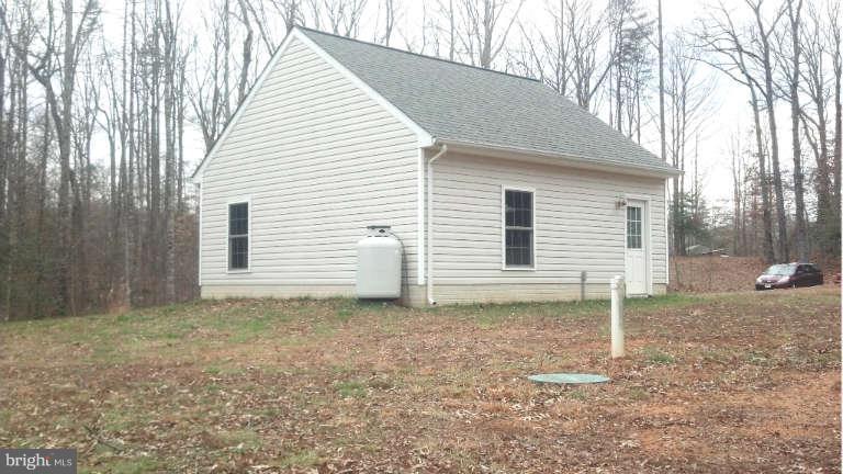 109 Cropp Road Fredericksburg, VA 22406 - Photo 6 of 30 Exterior (Rear)