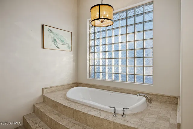 $1,500,000 | 33306 North 53rd Place, Cave Creek, AZ 85331