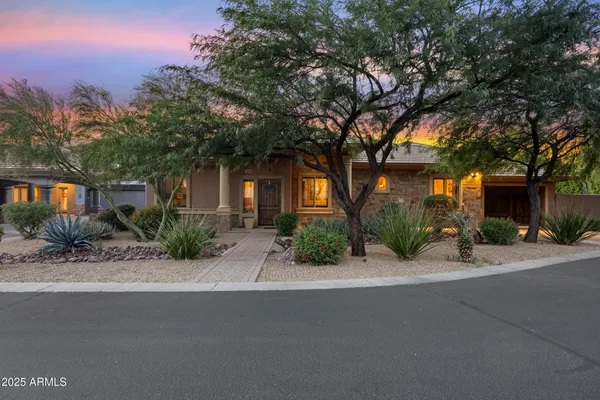 $1,425,000 | 33306 North 53rd Place, Cave Creek, AZ 85331