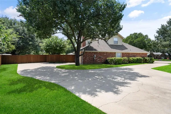 $699,900 | 702 Athens Court, Allen, TX 75013