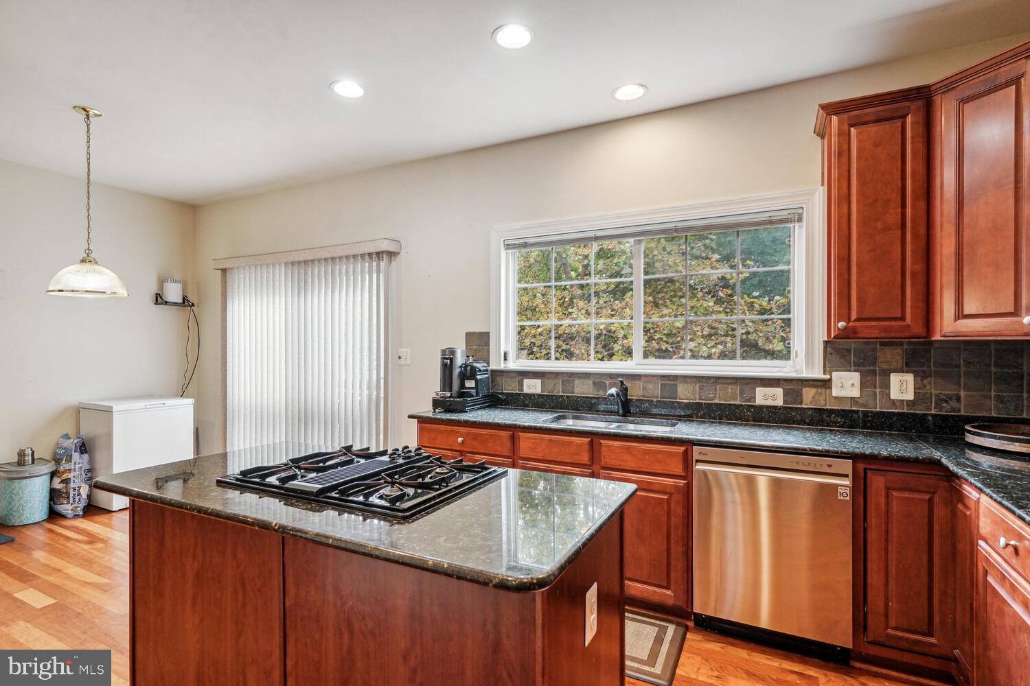 9118 Furey Road Lorton, VA 22079 - Photo 7 of 30