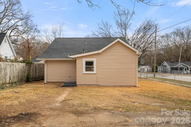 $225,000 | 330 South Stonewall Street, Rock Hill, SC 29730