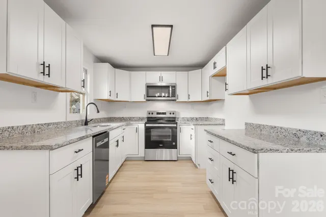 $225,000 | 330 South Stonewall Street, Rock Hill, SC 29730