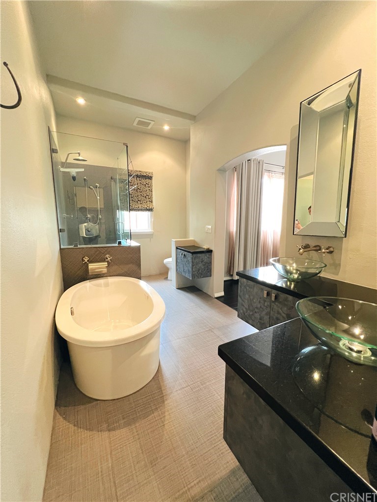 1175 Corte Riviera Camarillo, CA 93010 - Photo 16 of 23