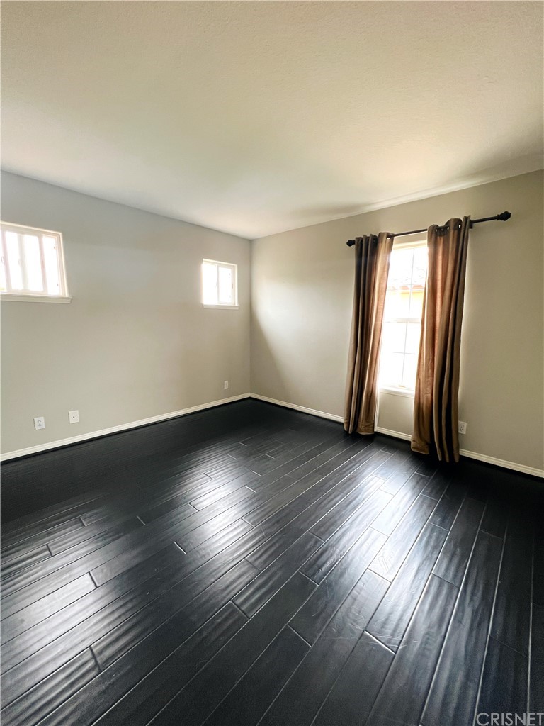 1175 Corte Riviera Camarillo, CA 93010 - Photo 17 of 23