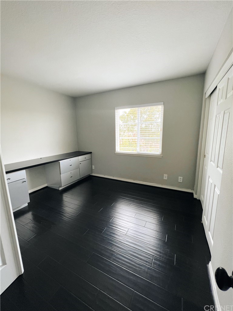 1175 Corte Riviera Camarillo, CA 93010 - Photo 19 of 23