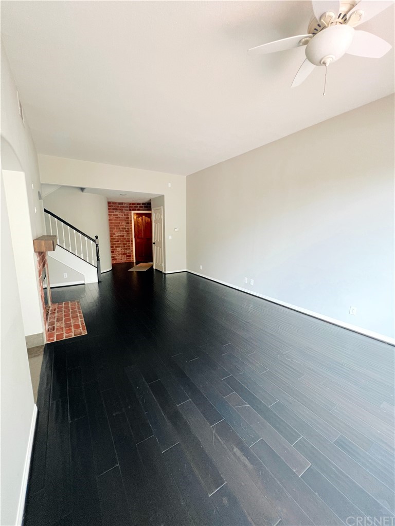 1175 Corte Riviera Camarillo, CA 93010 - Photo 7 of 23