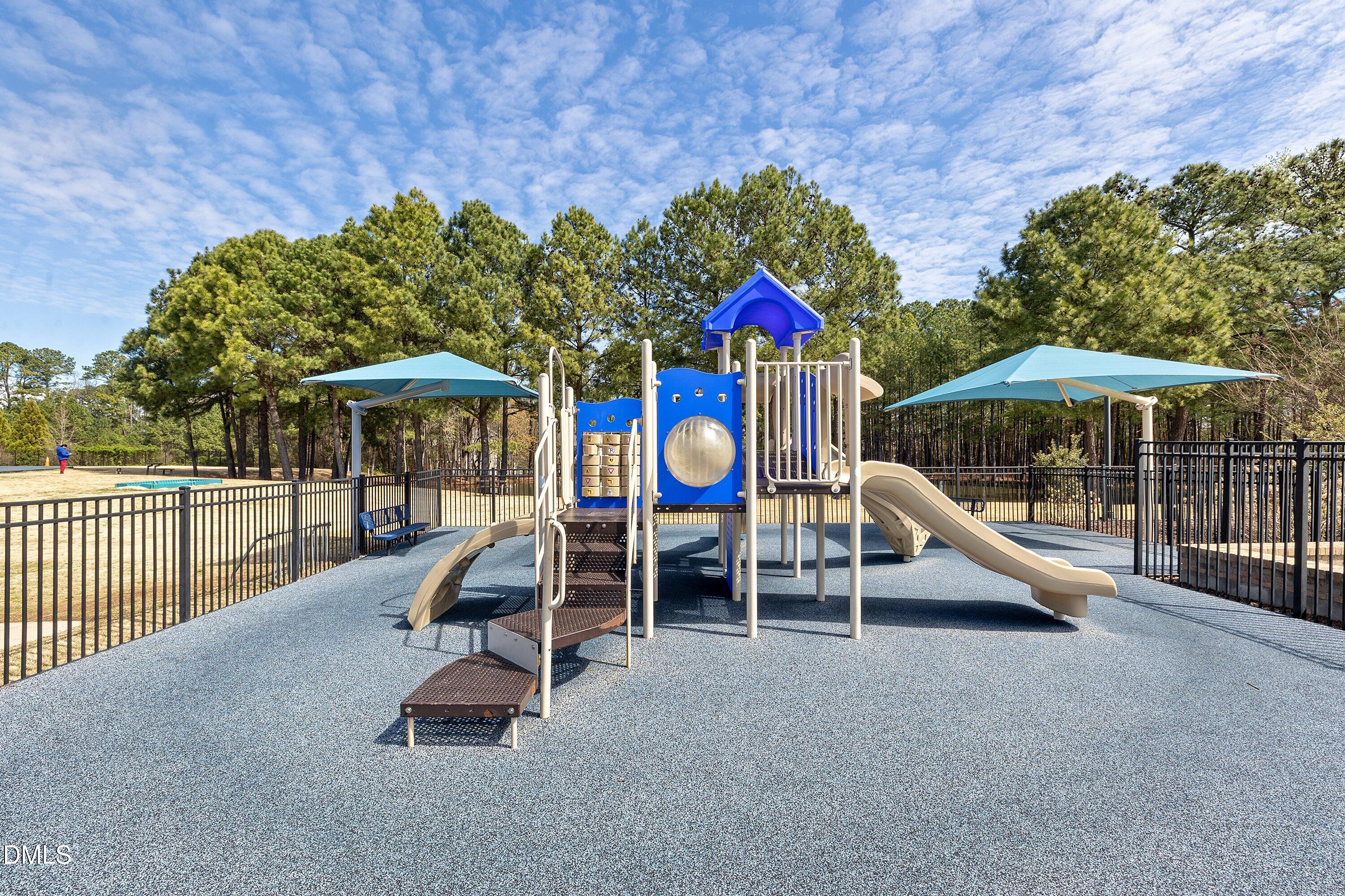 313 New Milford Road Cary, NC 27519 - Photo 41 of 54 46-313 New Milford_5582