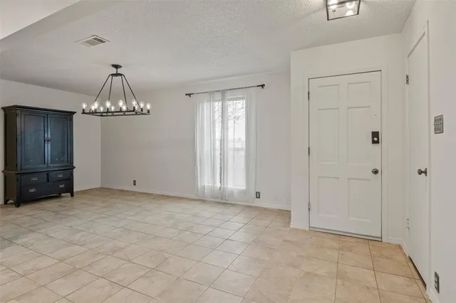 $415,000 | 136 Louise Ritter Drive, Red Oak, TX 75154