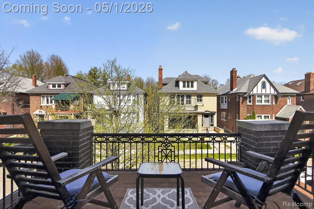 925 Nottingham Road Grosse Pointe, MI 48230 - Photo 5 of 46