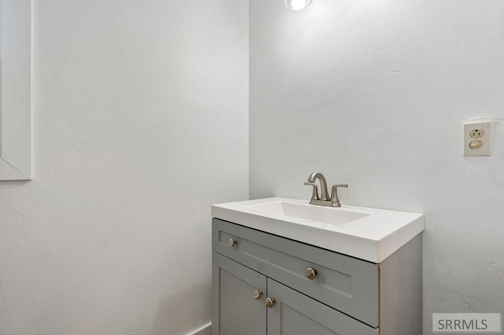 1335 East Lander Street Pocatello, ID 83201 - Photo 11 of 31