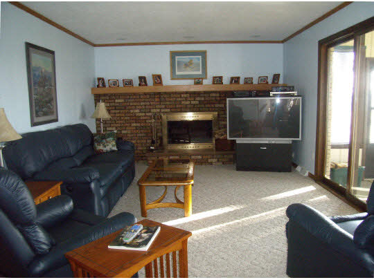 10610 Garden Prairie Road Garden Prairie, IL 61038 - Photo 5 of 11 Gallery Image 5