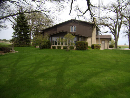 10610 Garden Prairie Road Garden Prairie, IL 61038 - Photo 9 of 11 Gallery Image 9