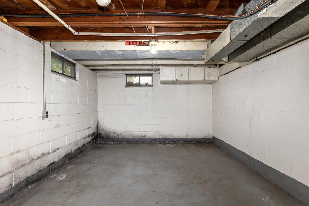 2519 Woodward Avenue Southwest Wyoming, MI 49509 - Photo 18 of 24 2519-Woodward_015