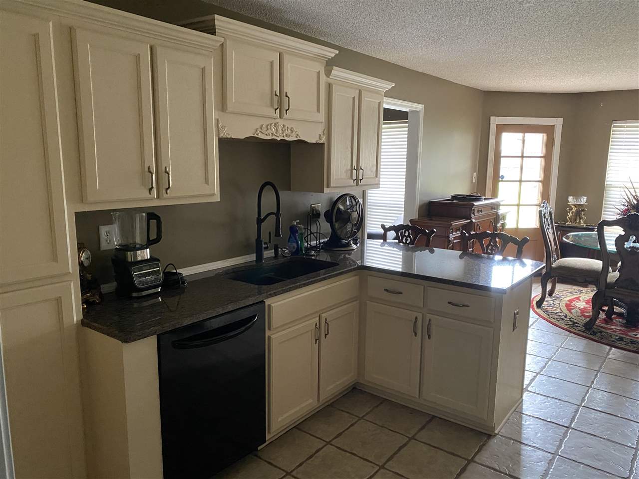 9430 Grove Road Memphis, TN 38016 - Photo 2 of 15 Gallery Image 2