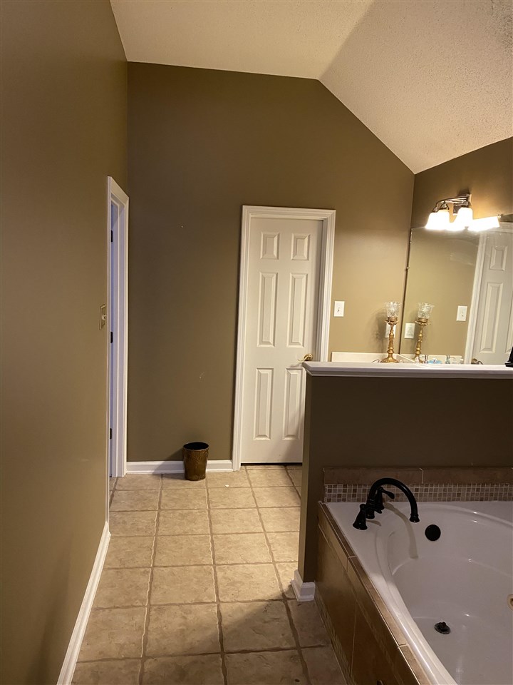 9430 Grove Road Memphis, TN 38016 - Photo 7 of 15 Gallery Image 7