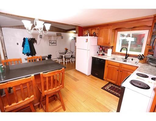 18 Ridge Road South Hadley, MA 01075 - Photo 4 of 30 Gallery Image 4