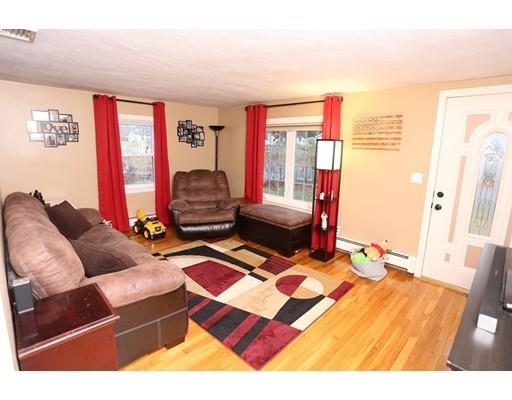18 Ridge Road South Hadley, MA 01075 - Photo 9 of 30 Gallery Image 9