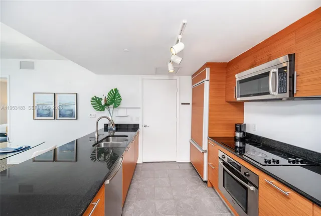 $4,500 | 50 Biscayne Boulevard, Unit 4104, Miami, FL 33132