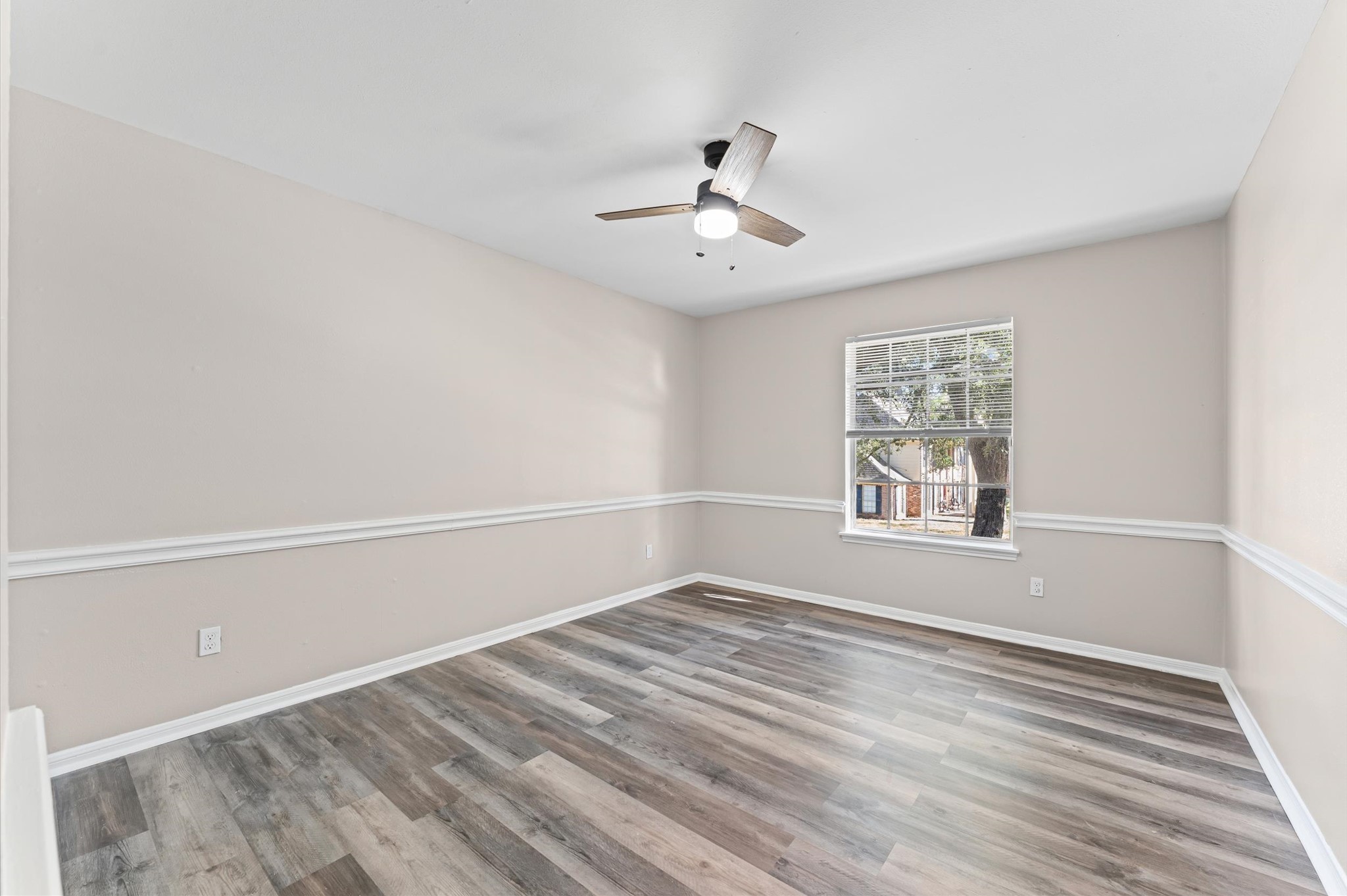 1822 Anvil Drive Houston, TX 77090 - Photo 23 of 29