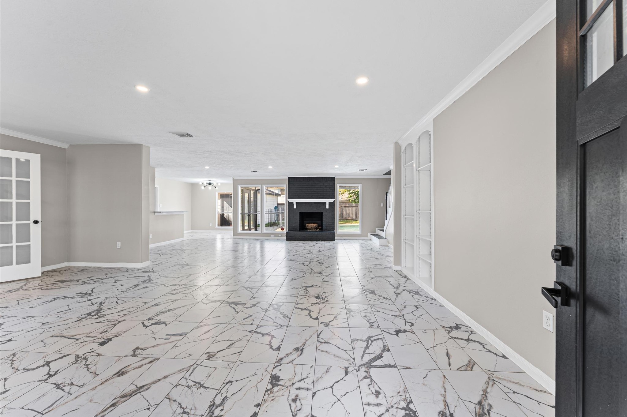 1822 Anvil Drive Houston, TX 77090 - Photo 4 of 29