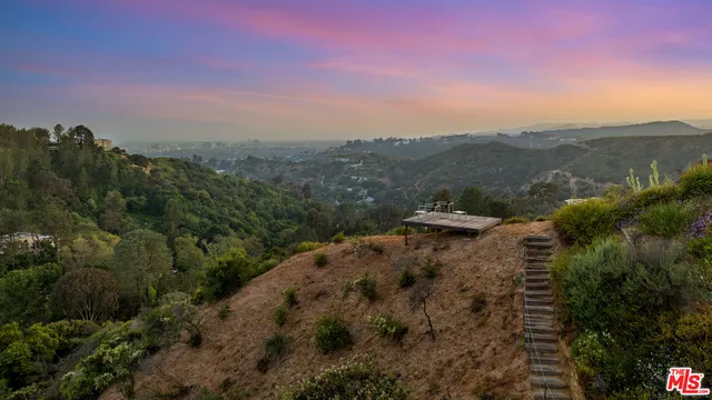 $22,500 | 2207 Bowmont Drive, Beverly Hills, CA 90210