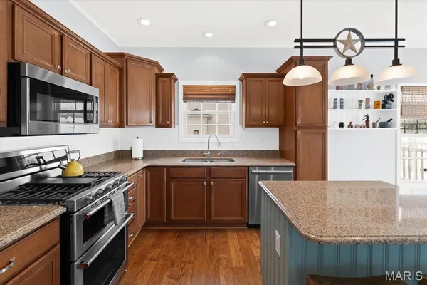 $370,000 | 8728 Wildewood Drive, Worden, IL 62097