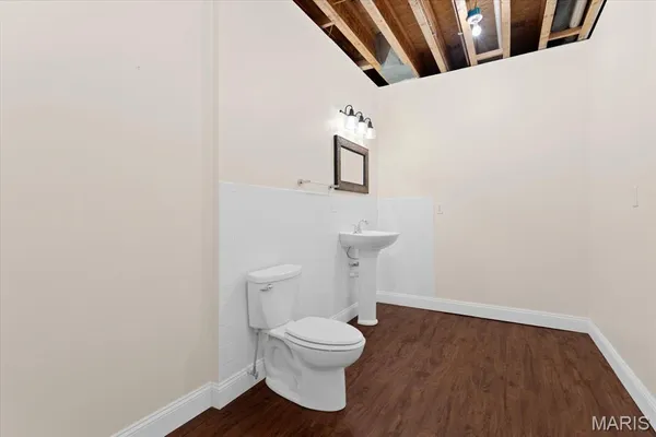 $370,000 | 8728 Wildewood Drive, Worden, IL 62097