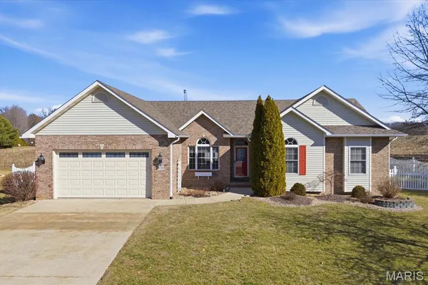 $370,000 | 8728 Wildewood Drive, Worden, IL 62097