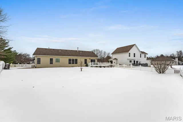 $385,000 | 8728 Wildewood Drive, Worden, IL 62097