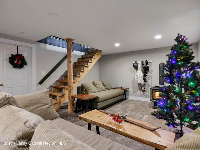 $399,000 | 61 Hemlock Road, Jewett, NY 12444