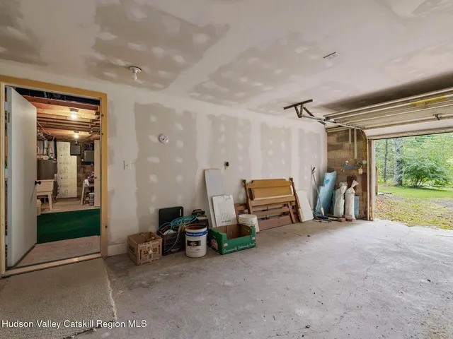 $459,000 | 61 Hemlock Road, Jewett, NY 12444