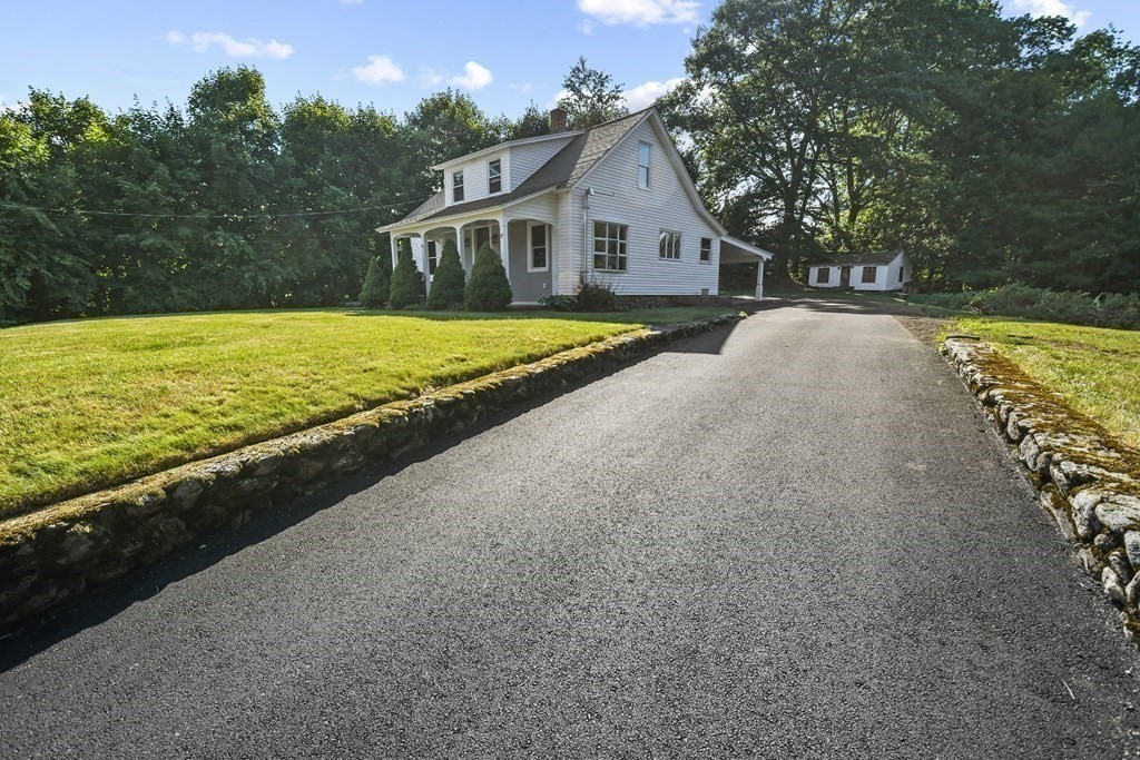27 Bailey Road Holden, MA 01520 - Photo 1 of 42