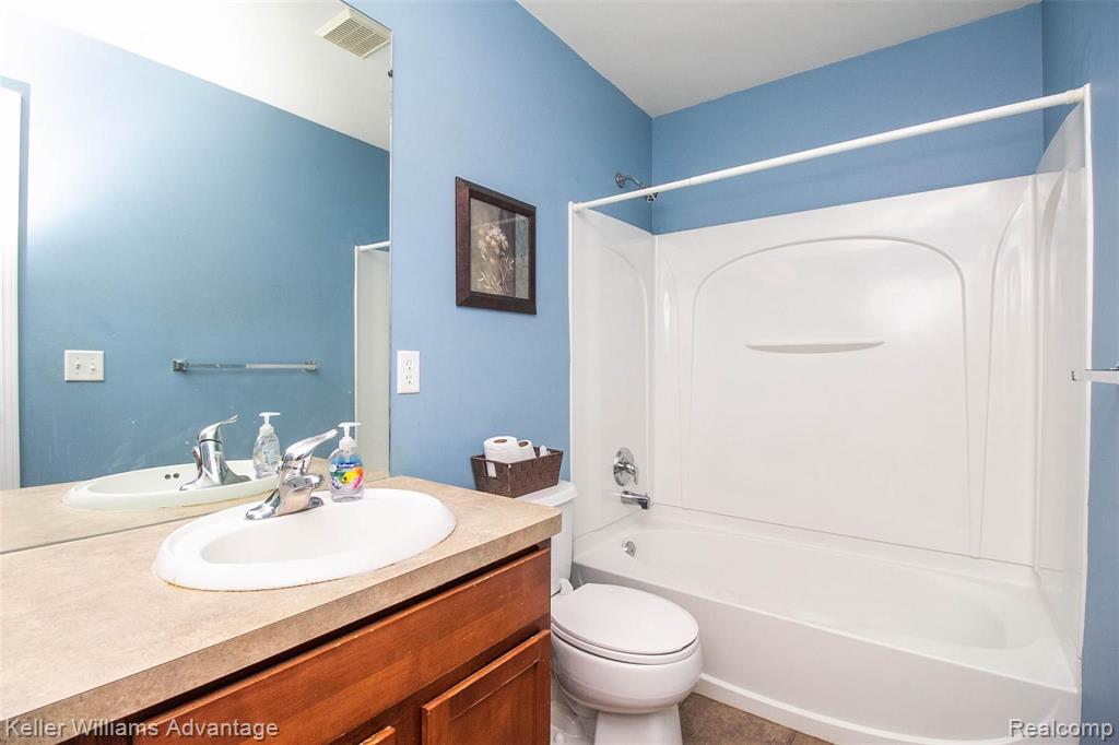 49692 Great Falls Road Canton, MI 48188 - Photo 28 of 38