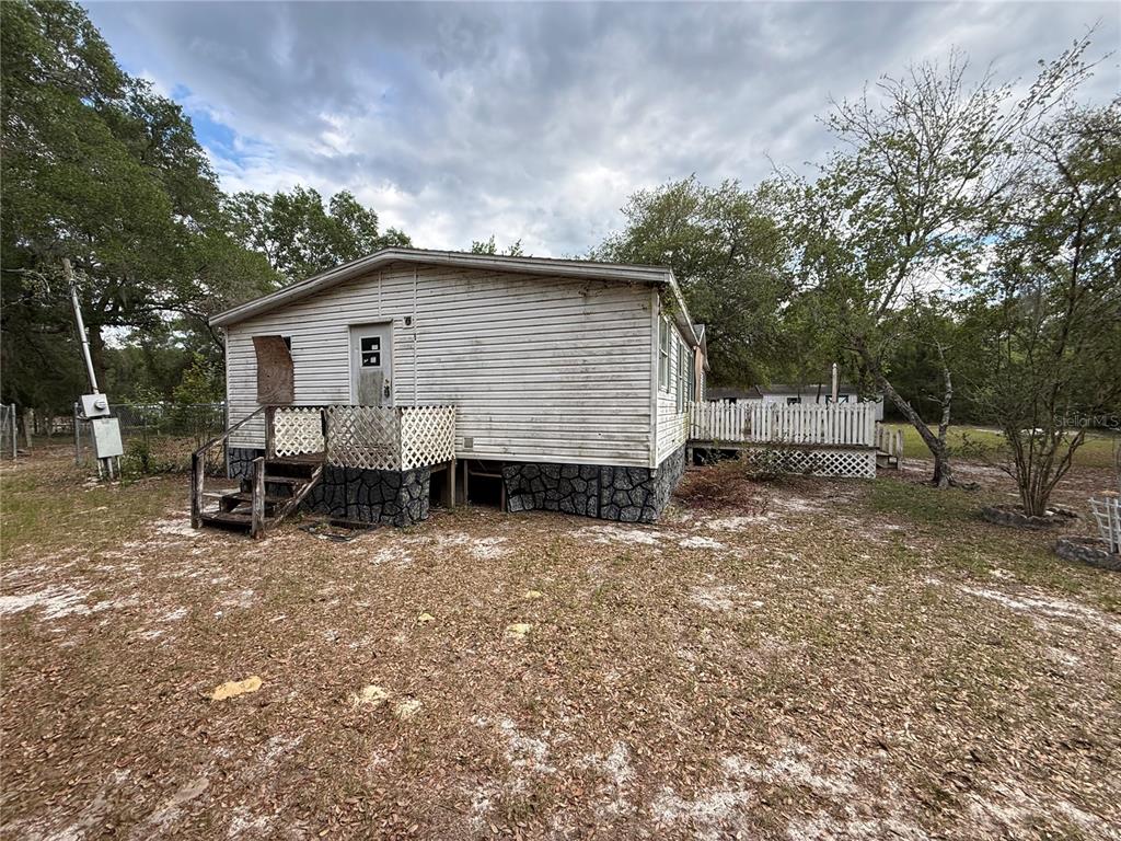 18710 Southeast 61st Street Road Ocklawaha, FL 32179 - Photo 7 of 25