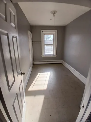 $2,000 | 40 Benkard Avenue, Unit 3, Newburgh, NY 12550