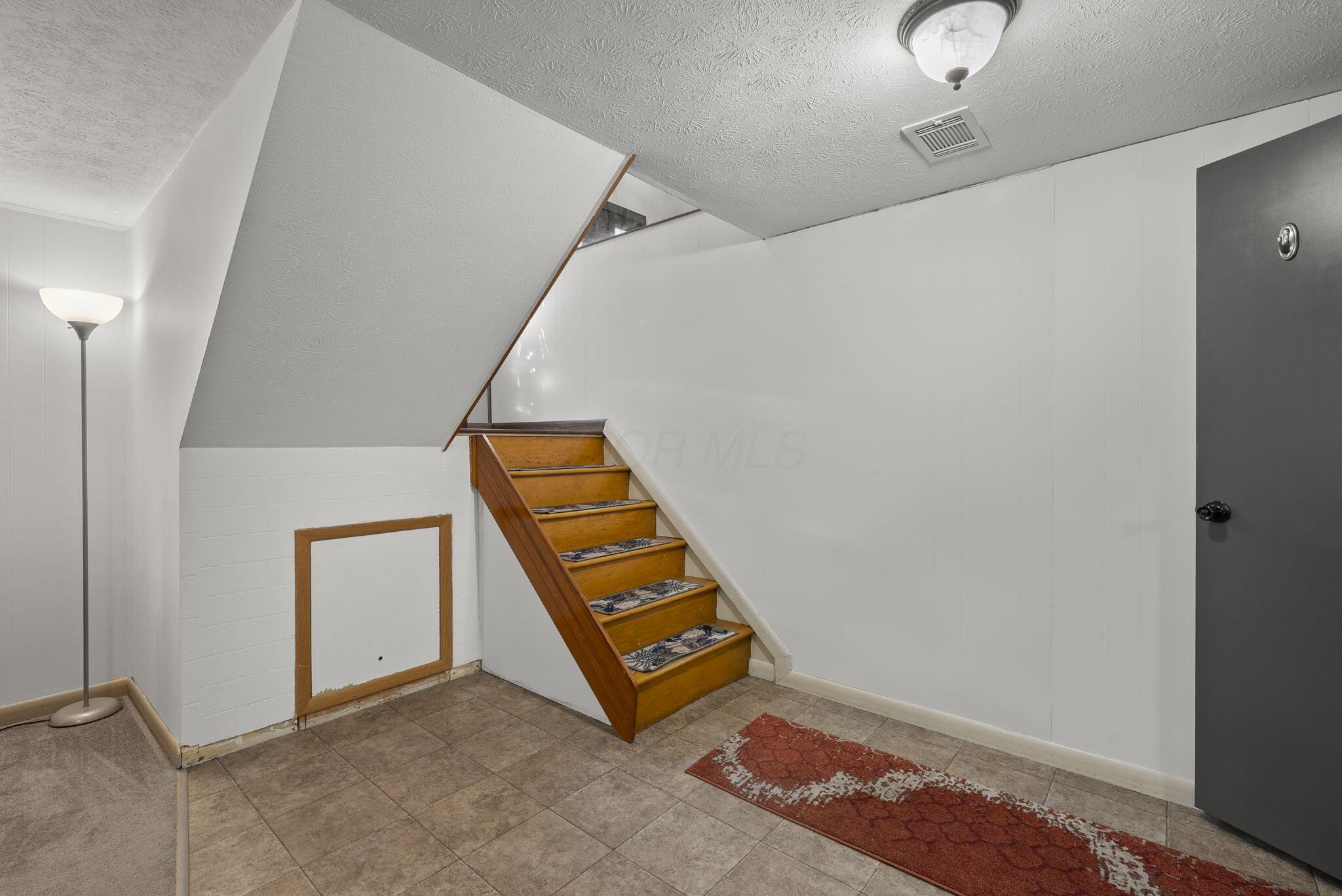 529 Spring Street Lancaster, OH 43130 - Photo 16 of 39 31-web-or-mls-DSC02766