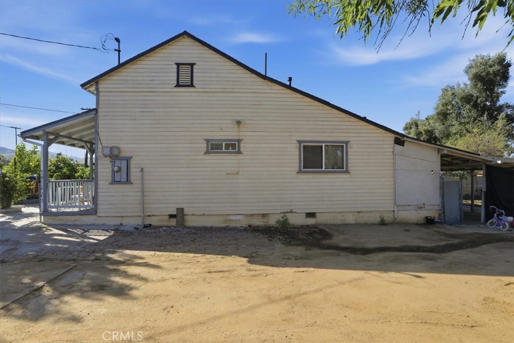 245 Commercial Avenue Riverside, CA 92507 - Photo 20 of 30 a front view of a house