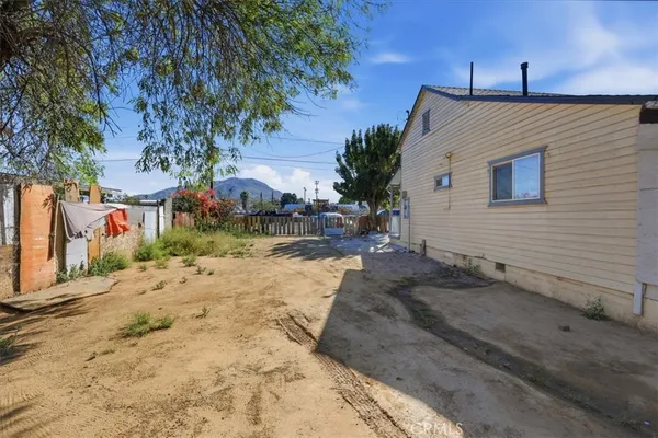 $499,900 | 245 Commercial Avenue, Riverside, CA 92507