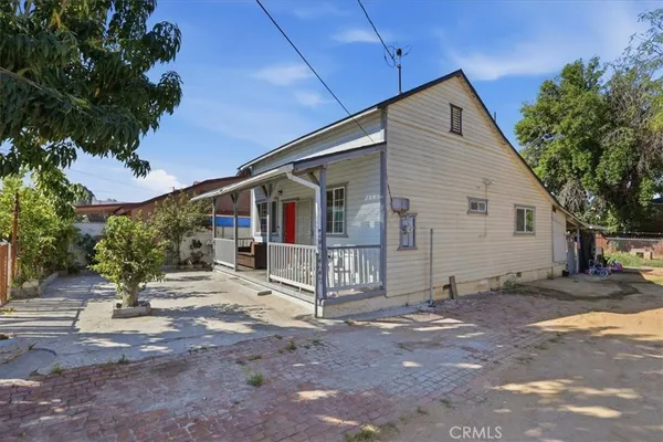 $499,900 | 245 Commercial Avenue, Riverside, CA 92507