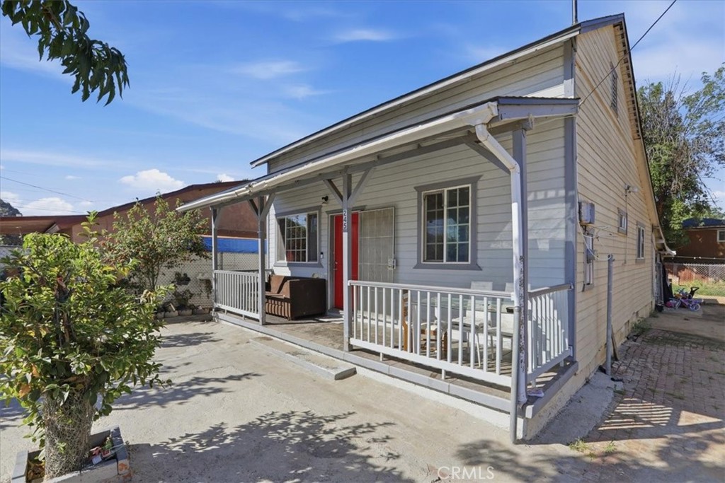 245 Commercial Avenue Riverside, CA 92507 - Photo 5 of 30 a view of a house with a balcony