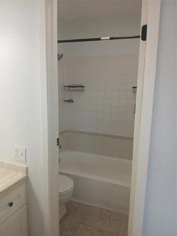 $145,000 | 1500 Bay Area Boulevard, Unit 165, Houston, TX 77058