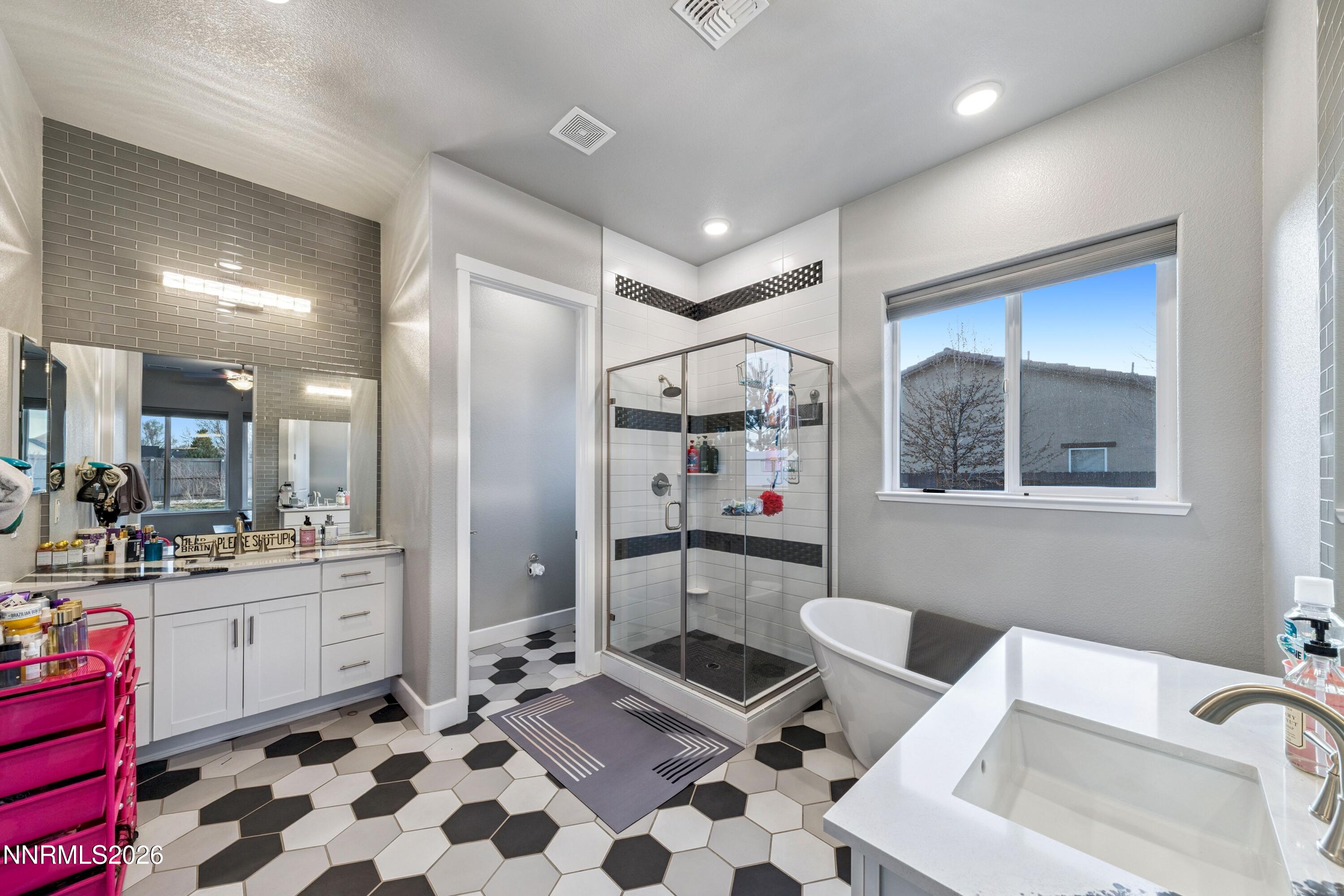 1213 Crawford Crk Court Reno, NV 89521 - Photo 12 of 25 a37