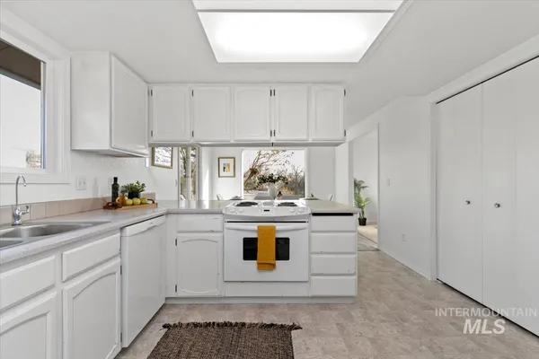 $950,000 | 15750 Park View Drive, Wilder, ID 83676