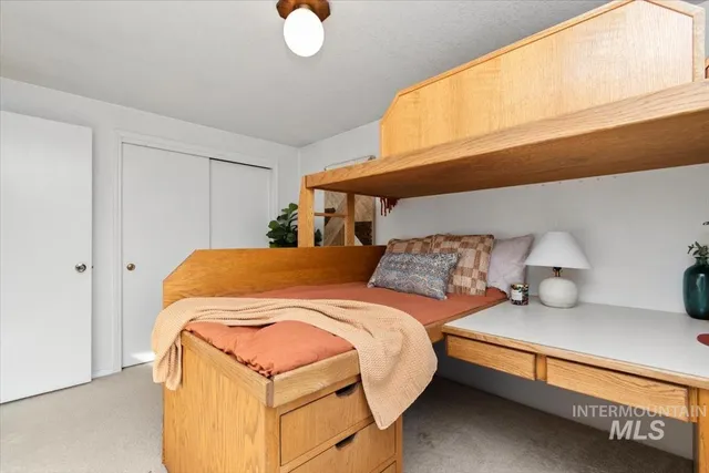 $1,100,000 | 15750 Park View Drive, Wilder, ID 83676