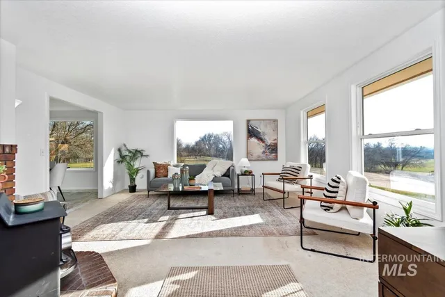 $1,100,000 | 15750 Park View Drive, Wilder, ID 83676