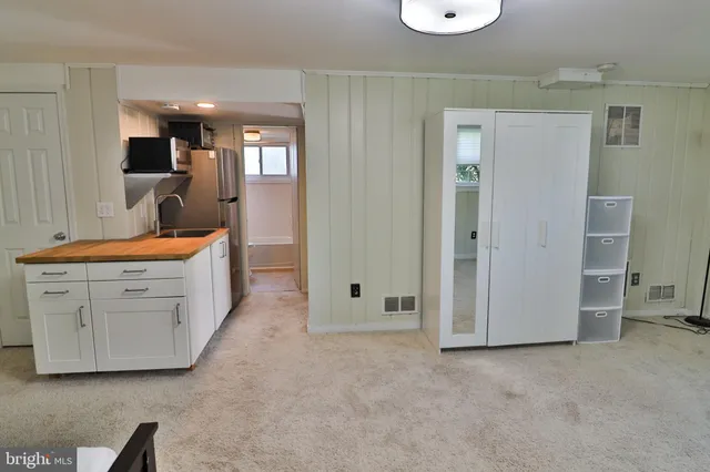 $3,100 | 1009 Kennon Court, Rockville, MD 20851